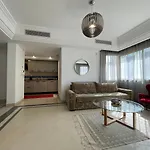 Bright Flat Lac 2 Tunis